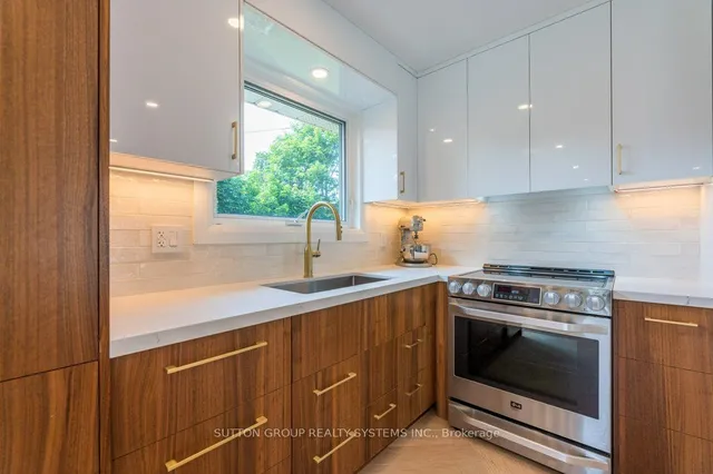 Additional property image - 1264 Landfair Cres