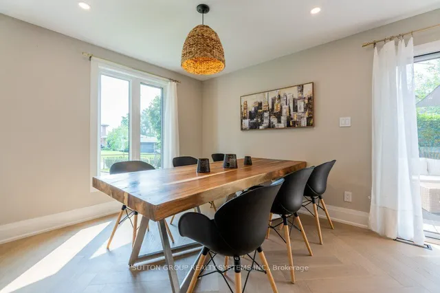 Additional property image - 1264 Landfair Cres