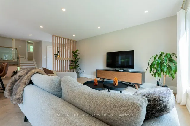 Additional property image - 1264 Landfair Cres