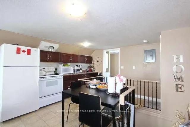 Additional property image - 99 Woodward Ave