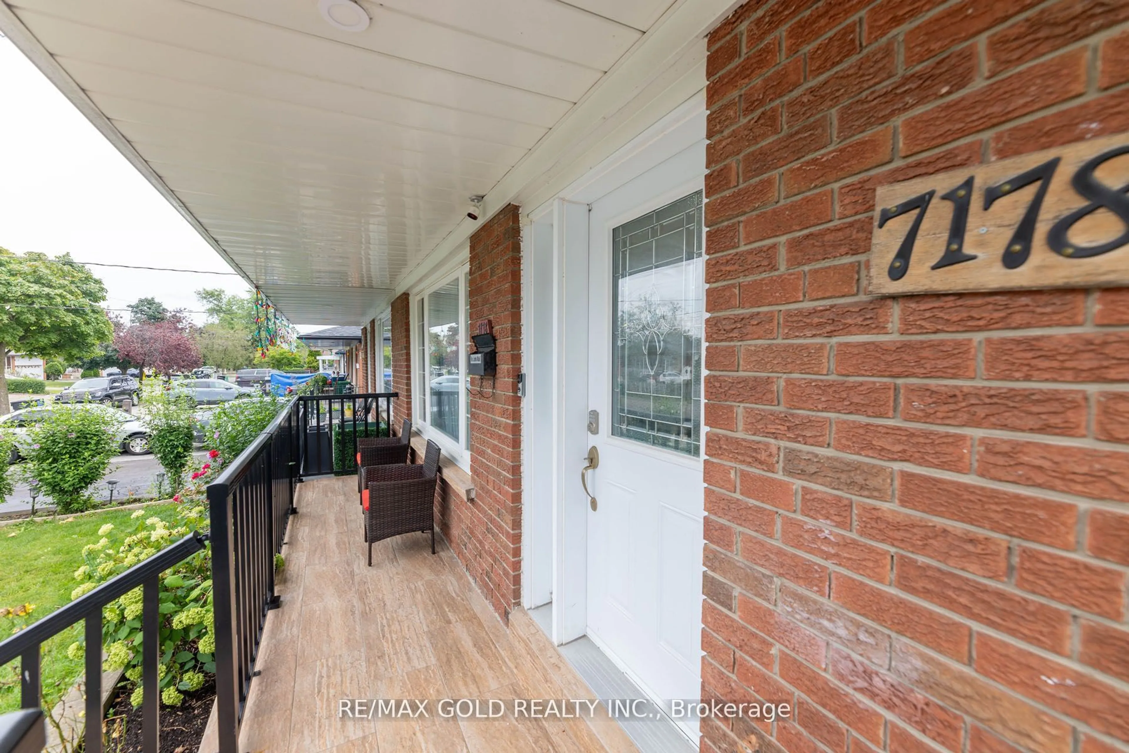 Unknown for 7178 Harwick Dr, Mississauga Ontario L4T 3A4