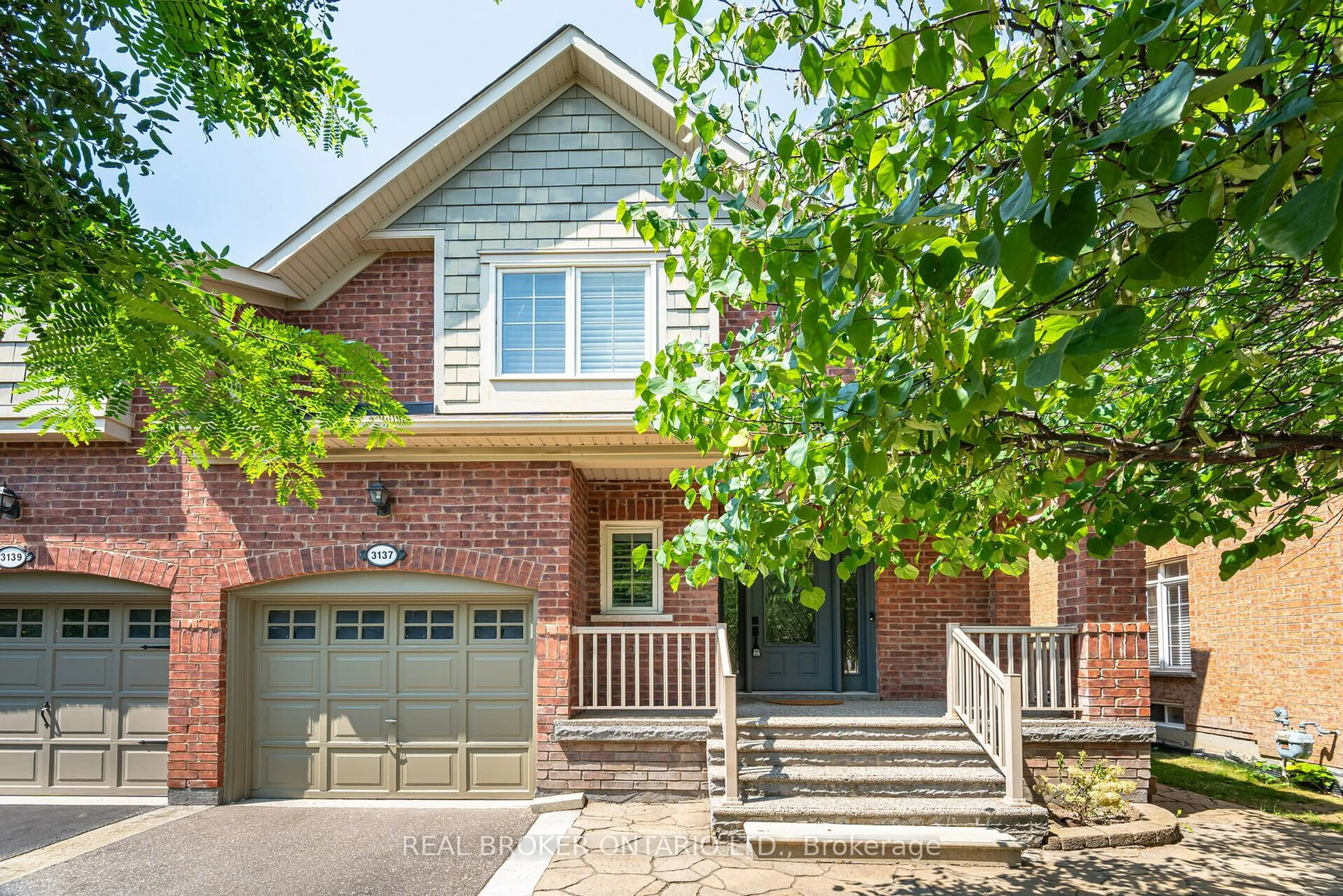 Home with brick exterior material, street for 3137 Eclipse Ave, Mississauga Ontario L5M 7X3