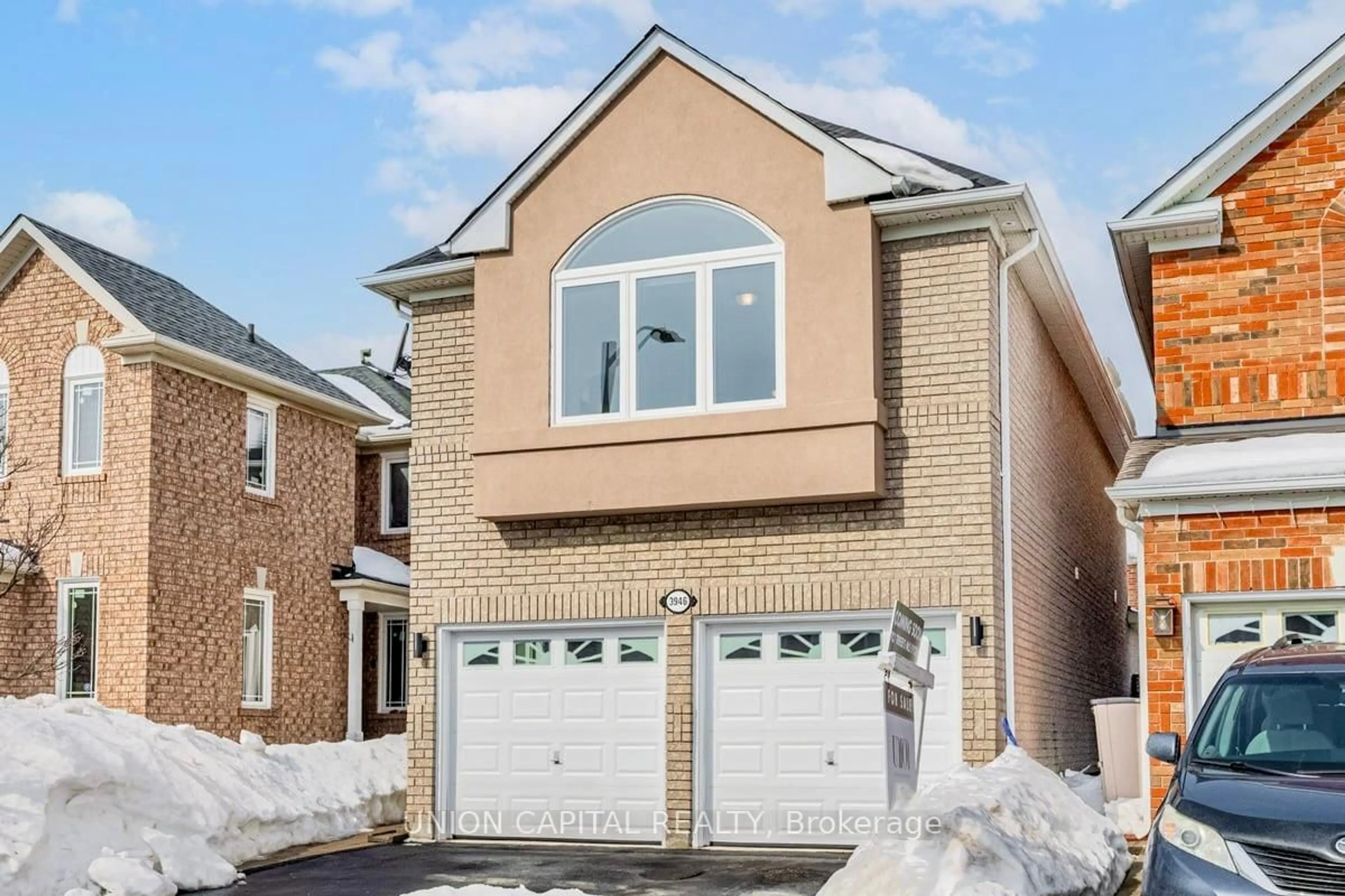 Home with brick exterior material, street for 3946 Milkwood Cres, Mississauga Ontario L5N 8H2