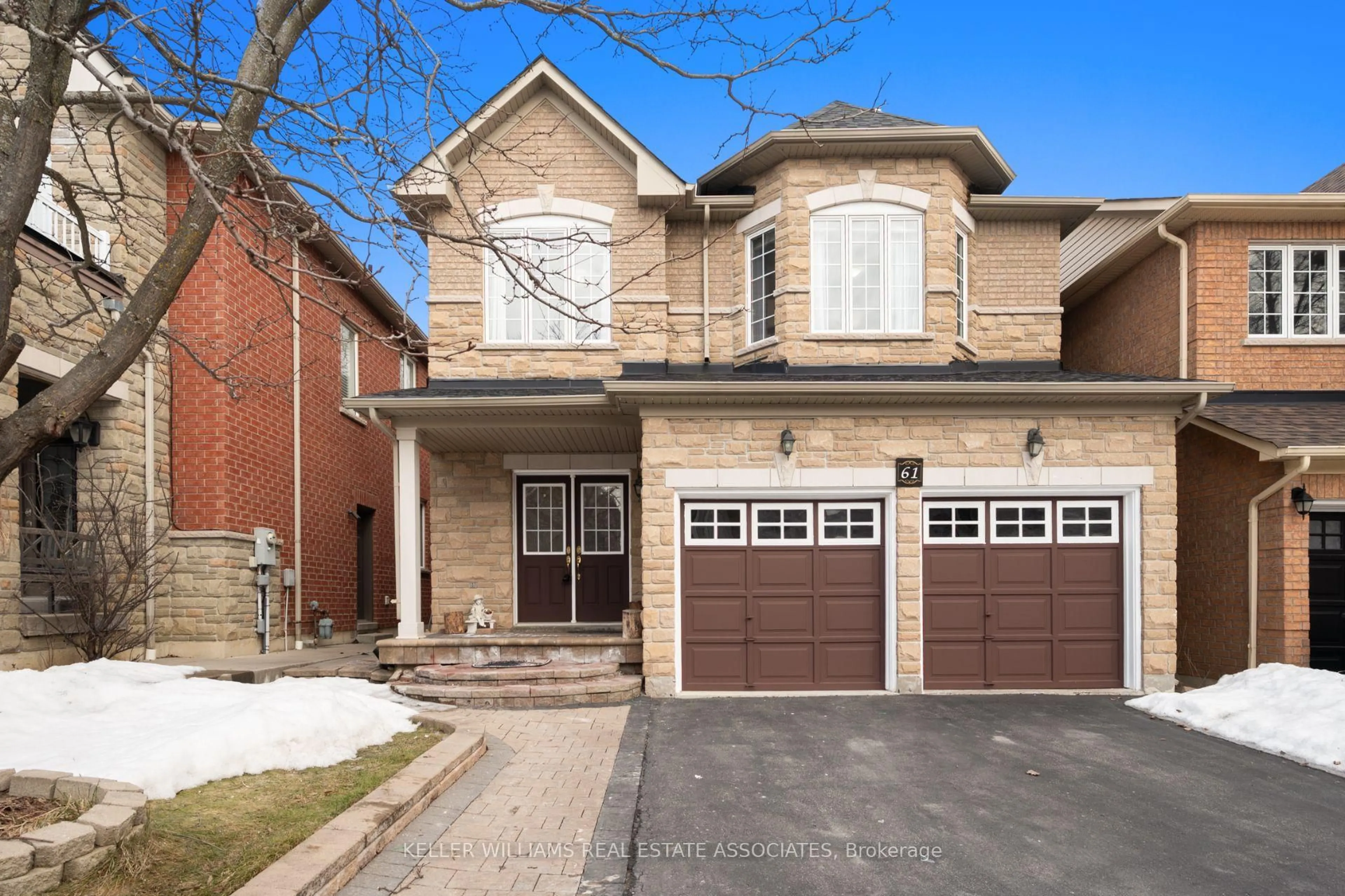 Home with brick exterior material, street for 61 Oblate Cres, Brampton Ontario L6Y 0L4