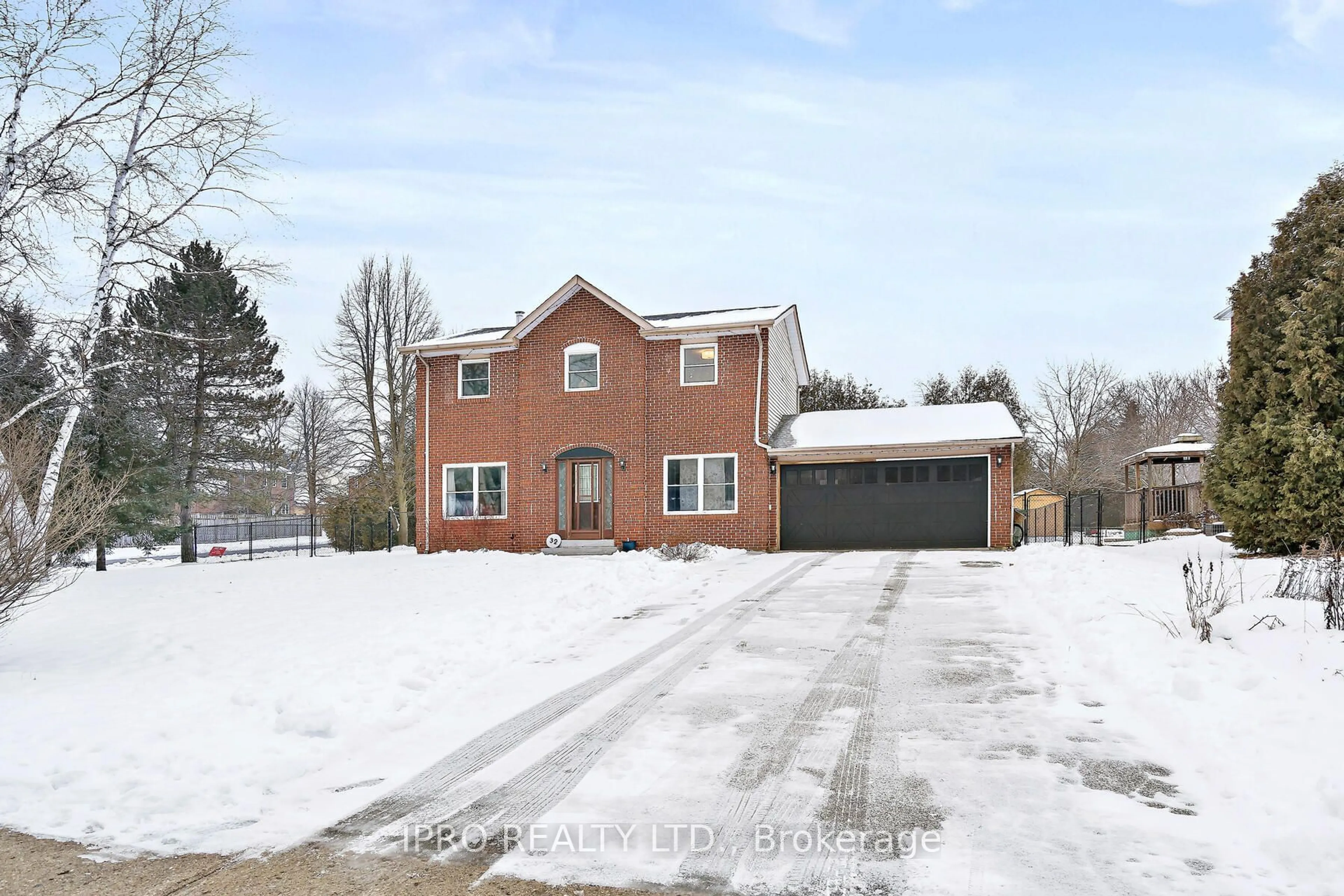 Home with brick exterior material, street for 32 Agnes St, Caledon Ontario L7K 0C6