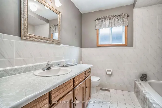 Additional property image - 637 Caledonia Rd