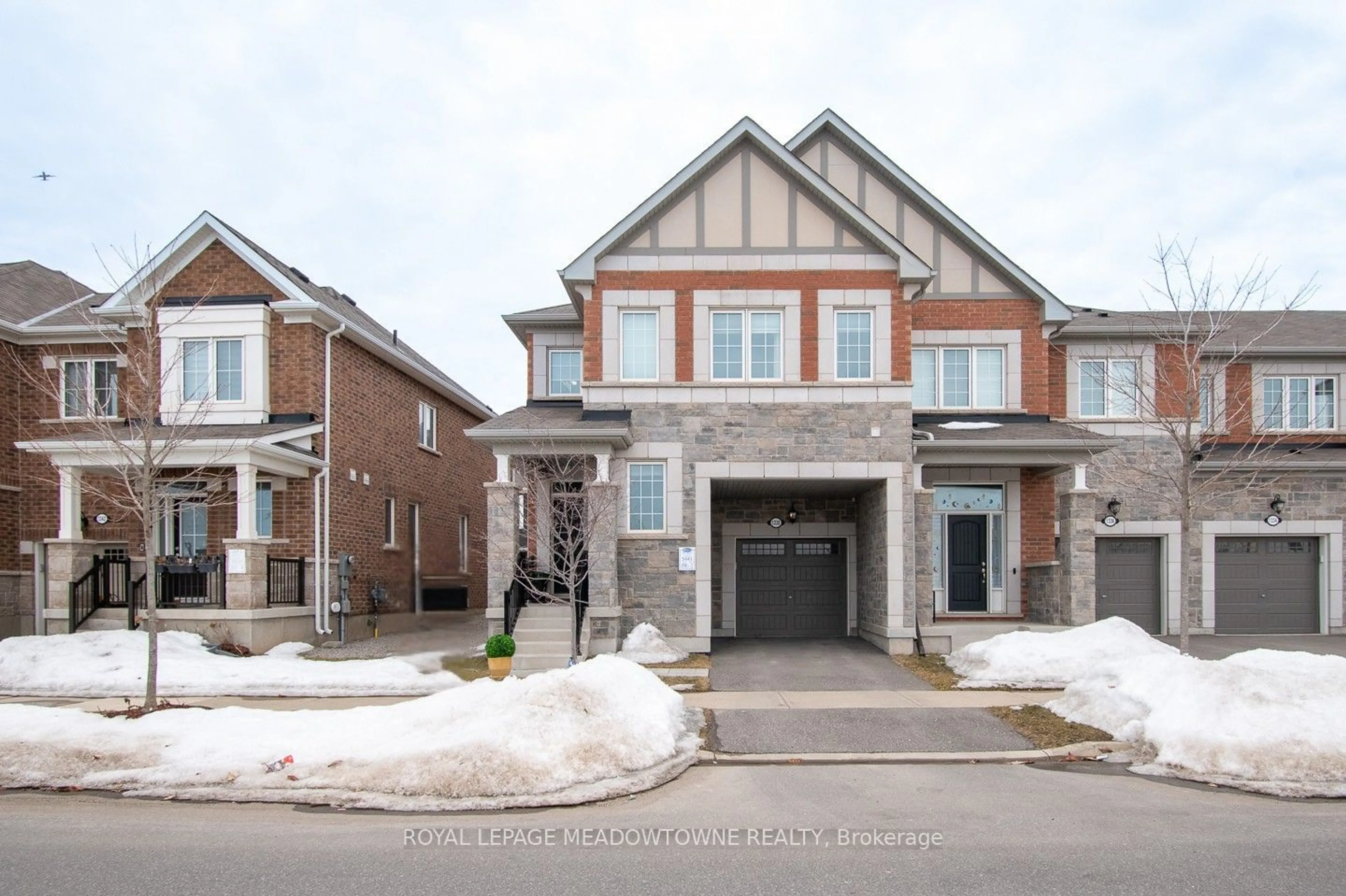 Home with brick exterior material, street for 1338 Sycamore Garden, Milton Ontario L9E 1R3