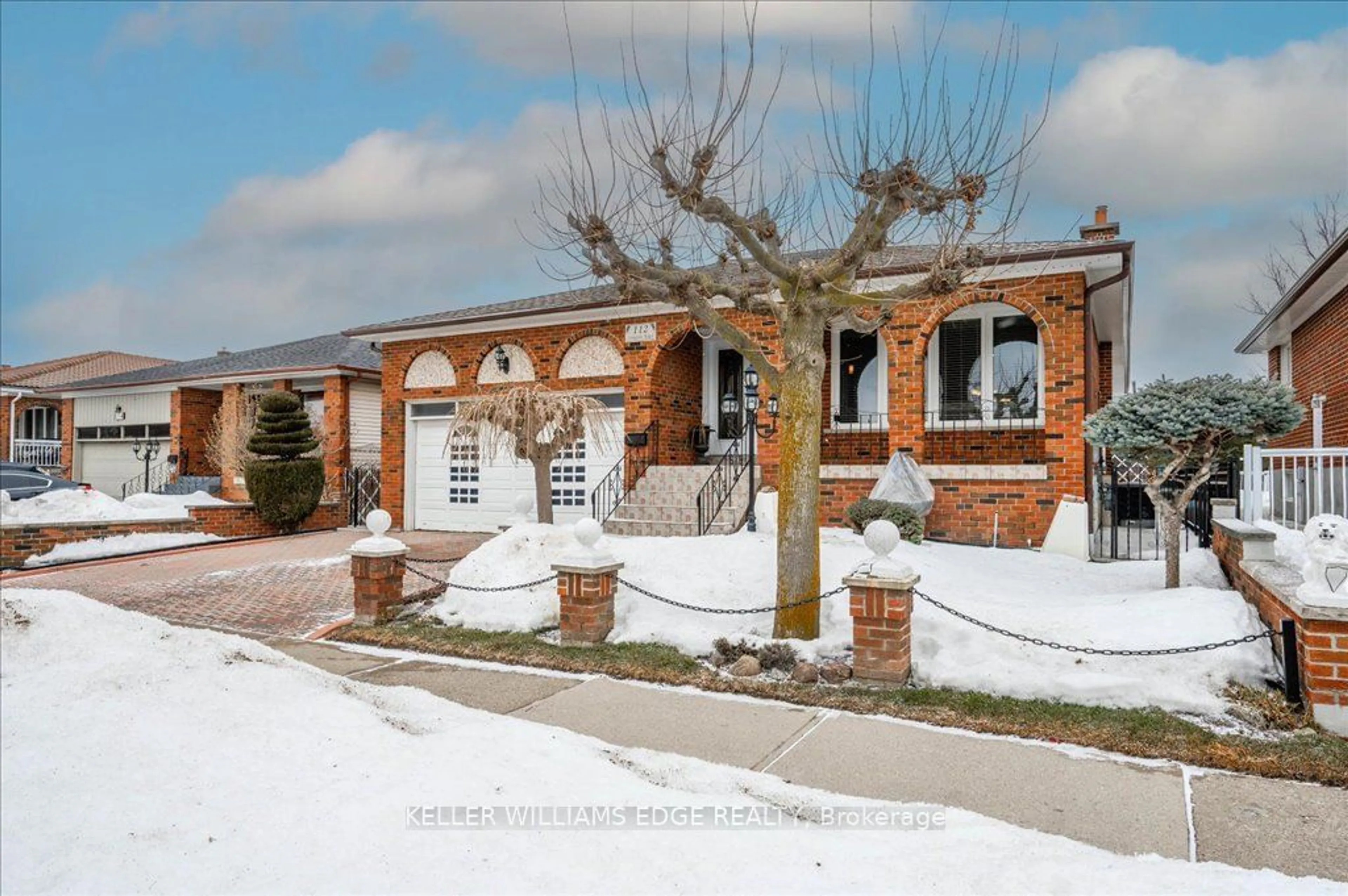 Home with brick exterior material, street for 112 Linkdale Rd, Brampton Ontario L6V 3A2