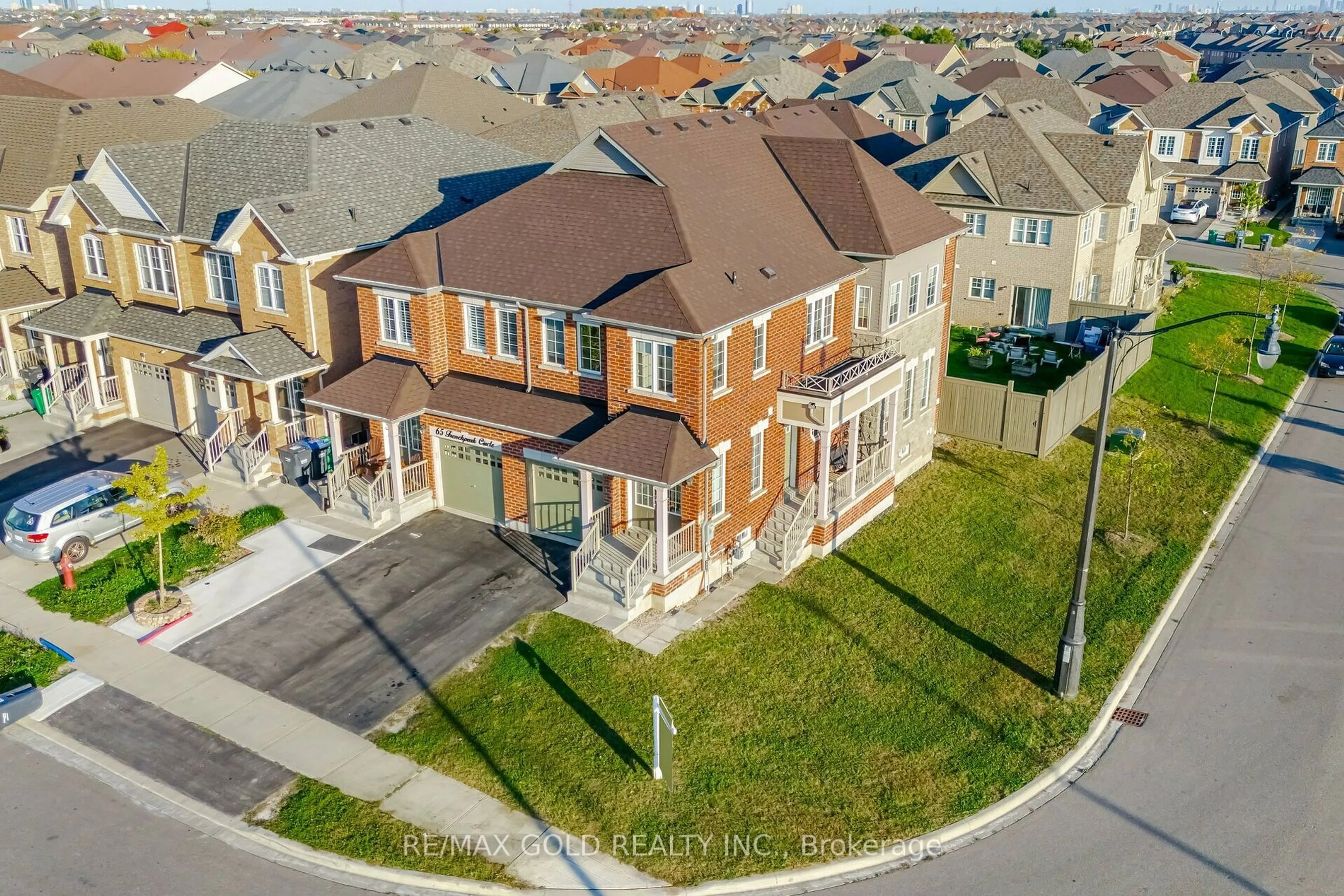 A pic from outside/outdoor area/front of a property/back of a property/a pic from drone, street for 63 Frenchpark Circ, Brampton Ontario L6X 0Y6