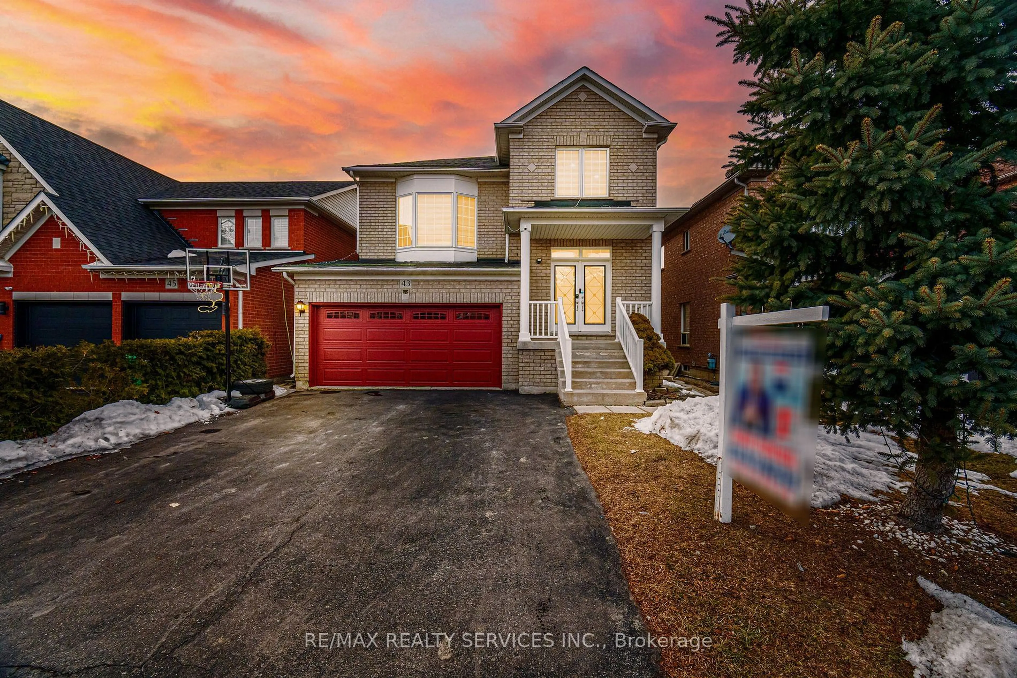 Home with brick exterior material, street for 43 Sedgewick Circ, Brampton Ontario L7A 2P6