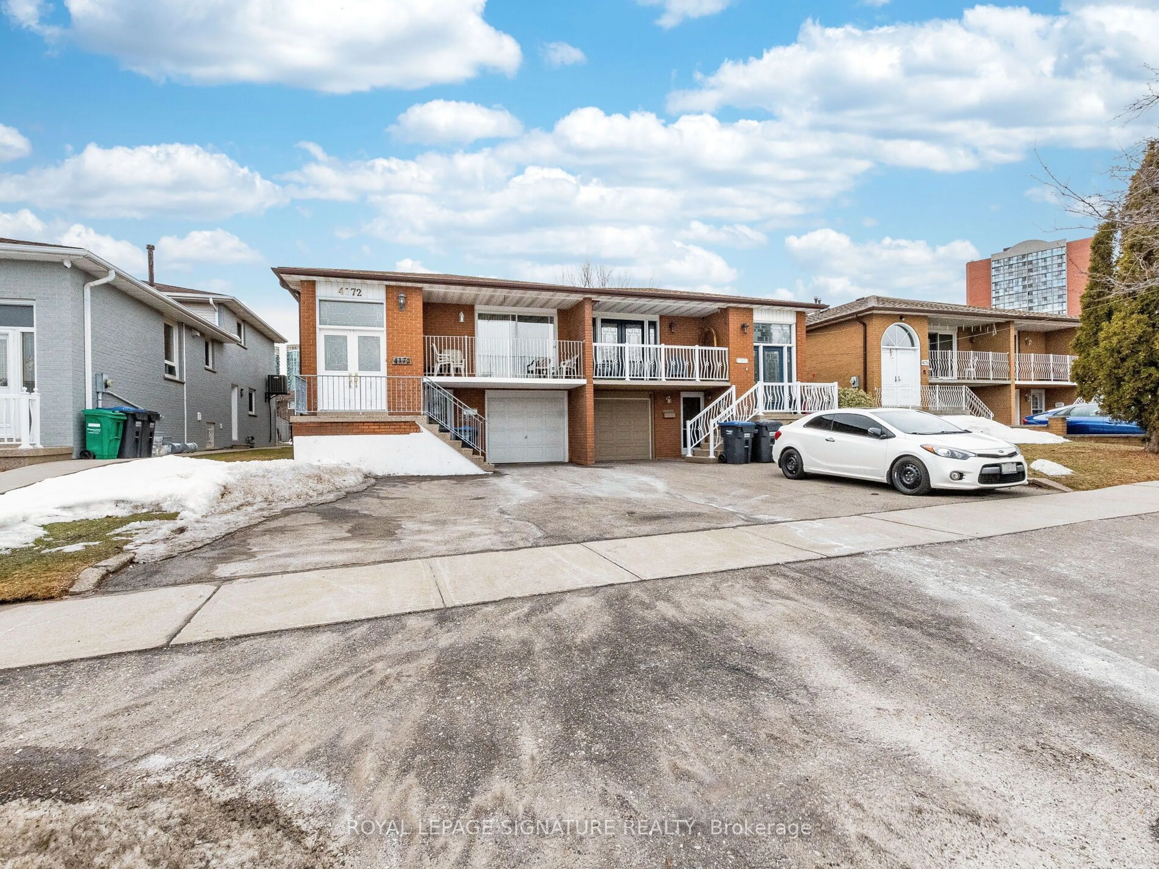 Unknown for 4172 Dursley Cres, Mississauga Ontario L4Z 1J7