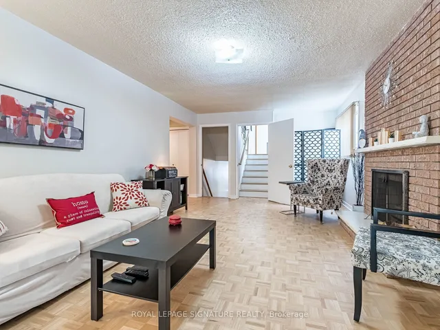Additional property image - 4172 Dursley Cres