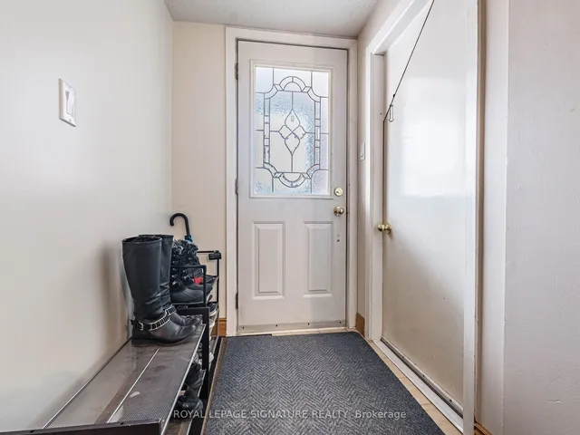 Additional property image - 4172 Dursley Cres