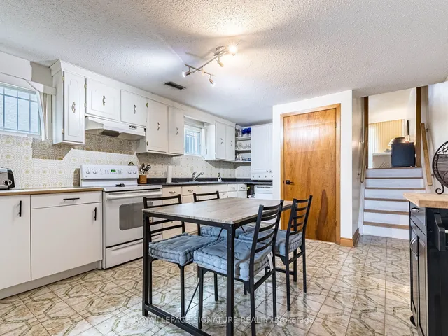 Additional property image - 4172 Dursley Cres