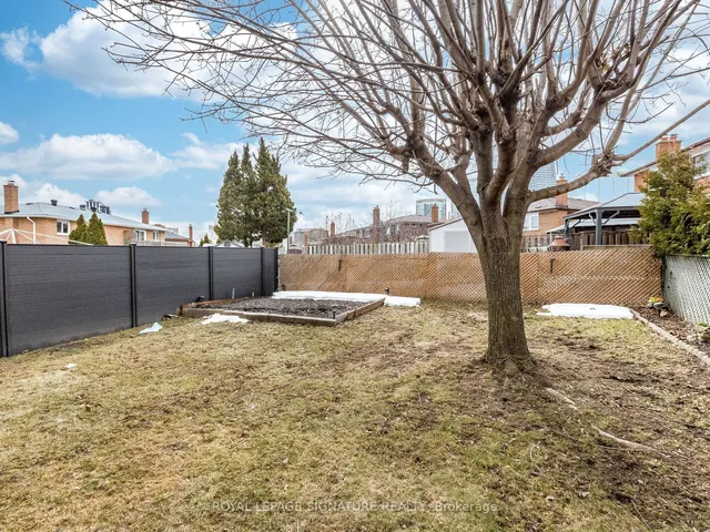 Additional property image - 4172 Dursley Cres