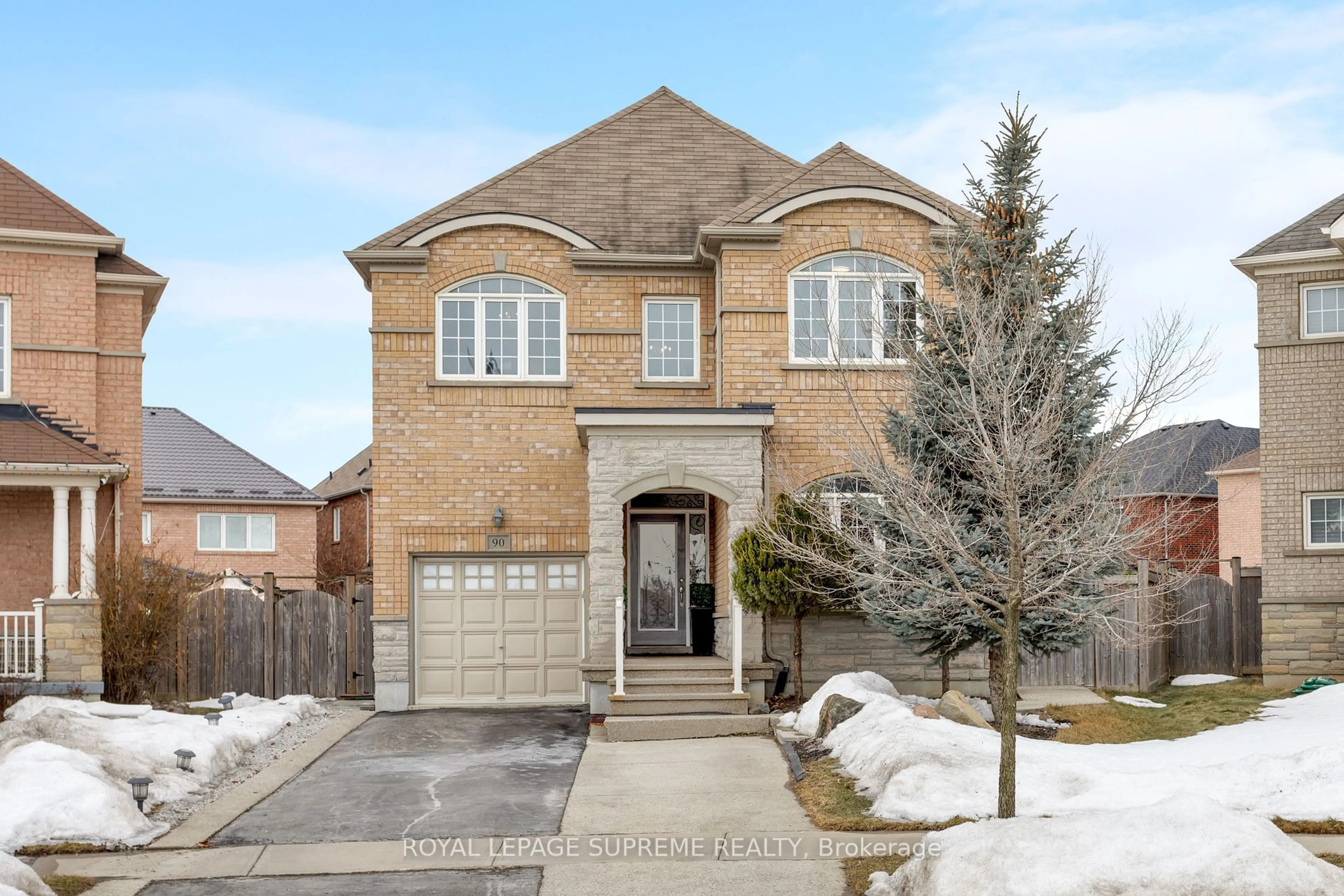 Home with brick exterior material, street for 90 Lightcatcher Circ, Brampton Ontario L6P 3P4