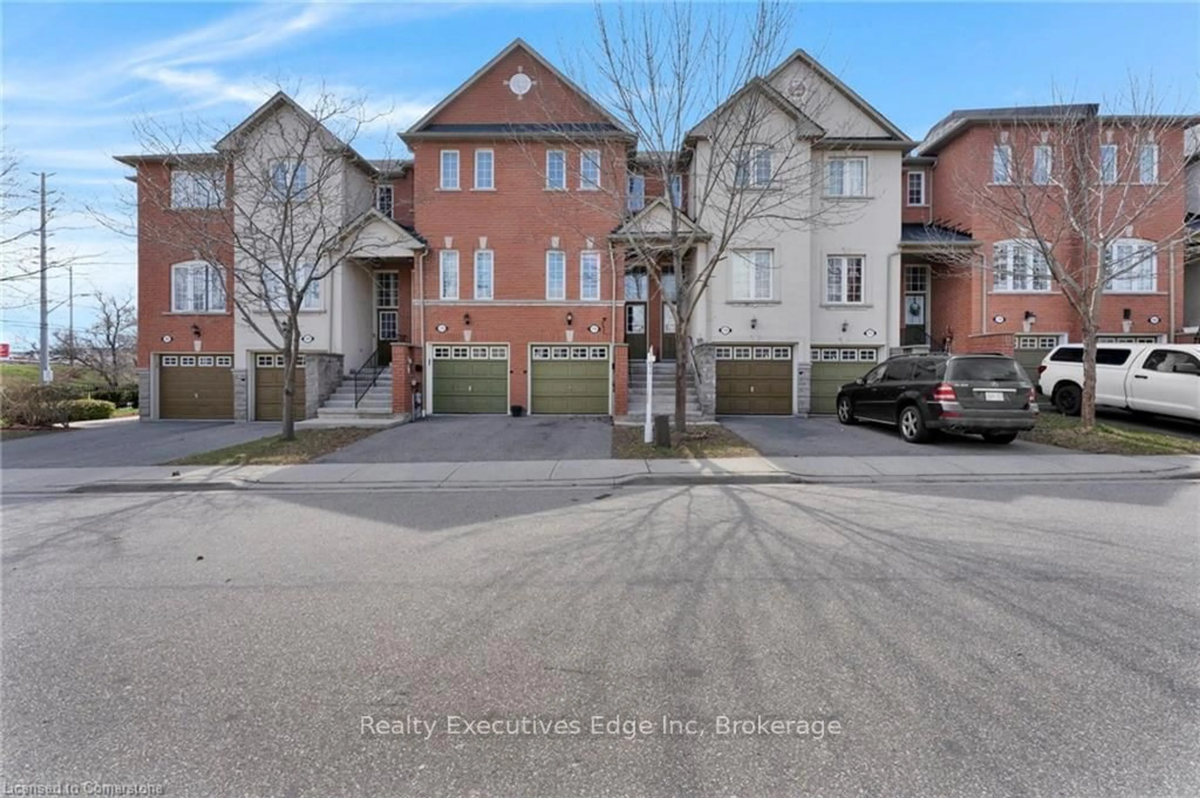 A pic from outside/outdoor area/front of a property/back of a property/a pic from drone, street for 435 Hensall Circ #176, Mississauga Ontario L5A 4P1