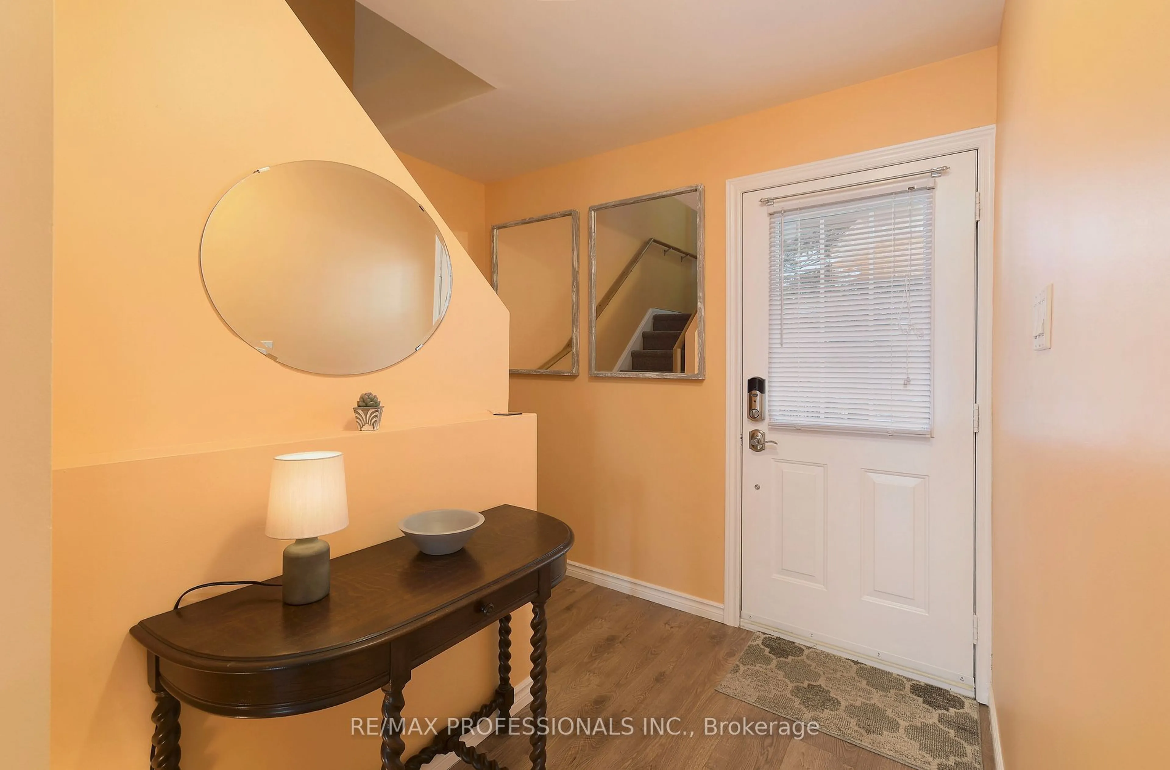 Indoor entryway for 248 Royal Salisbury Way, Brampton Ontario L6V 3H4