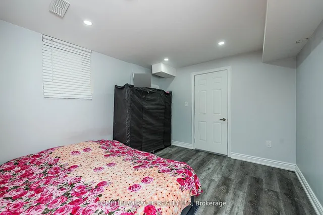 Additional property image - 17 Bachelor St