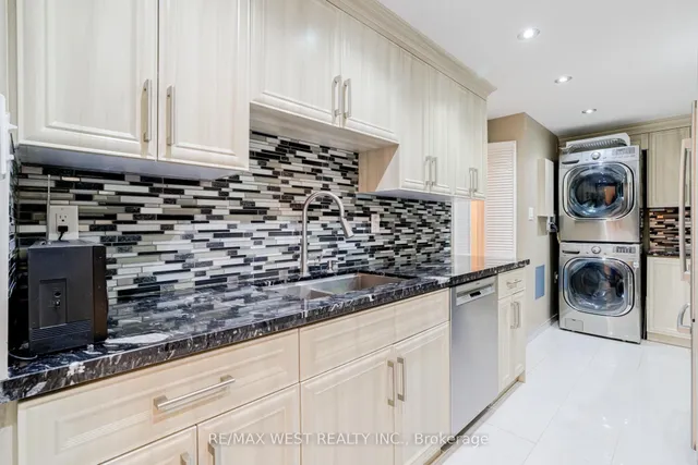Additional property image - 320 Dixon Rd Unit 415