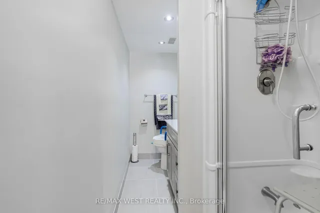 Additional property image - 320 Dixon Rd Unit 415