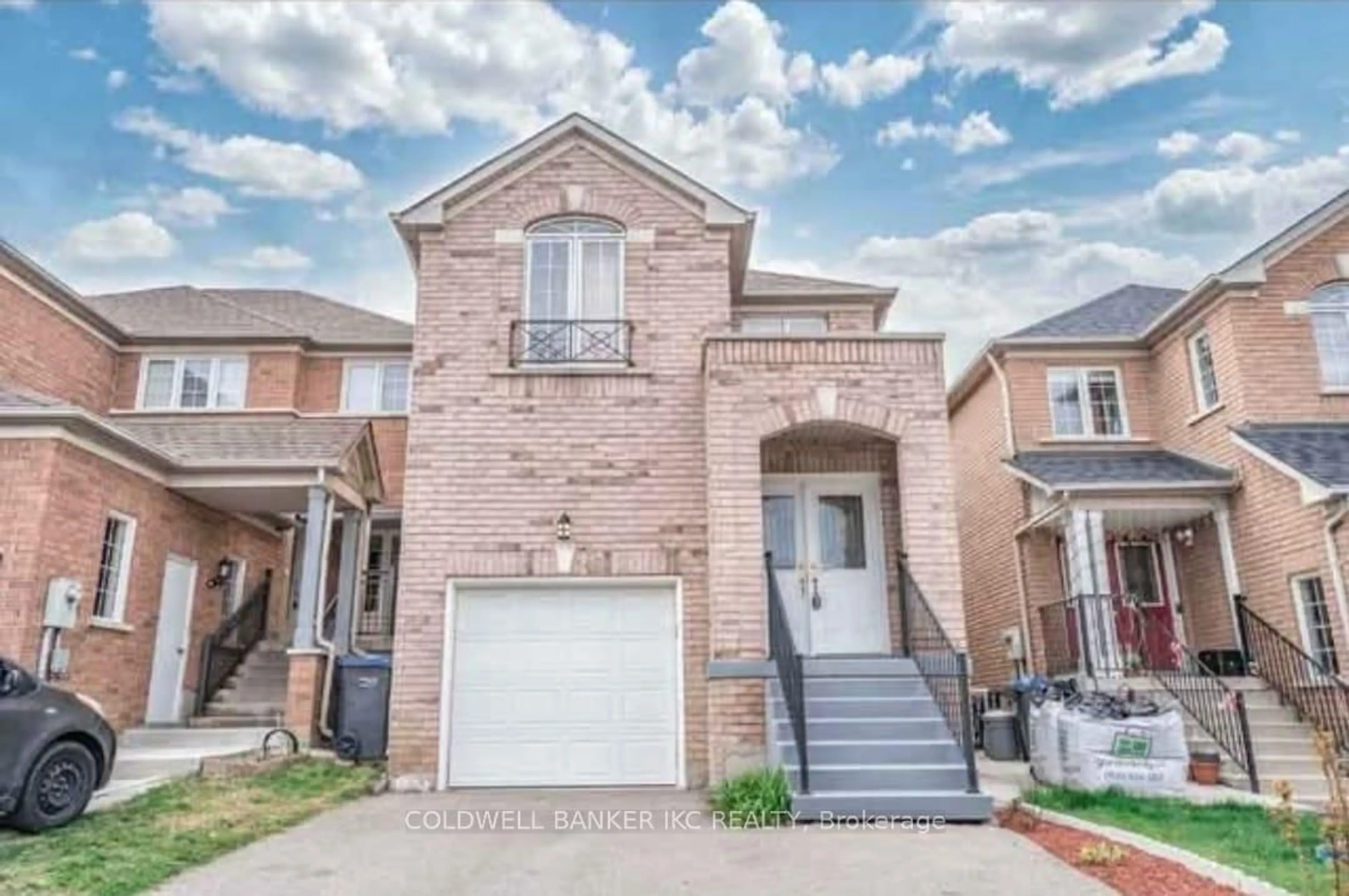 Home with brick exterior material, street for 48 Summerdale Cres, Brampton Ontario L6X 4V9