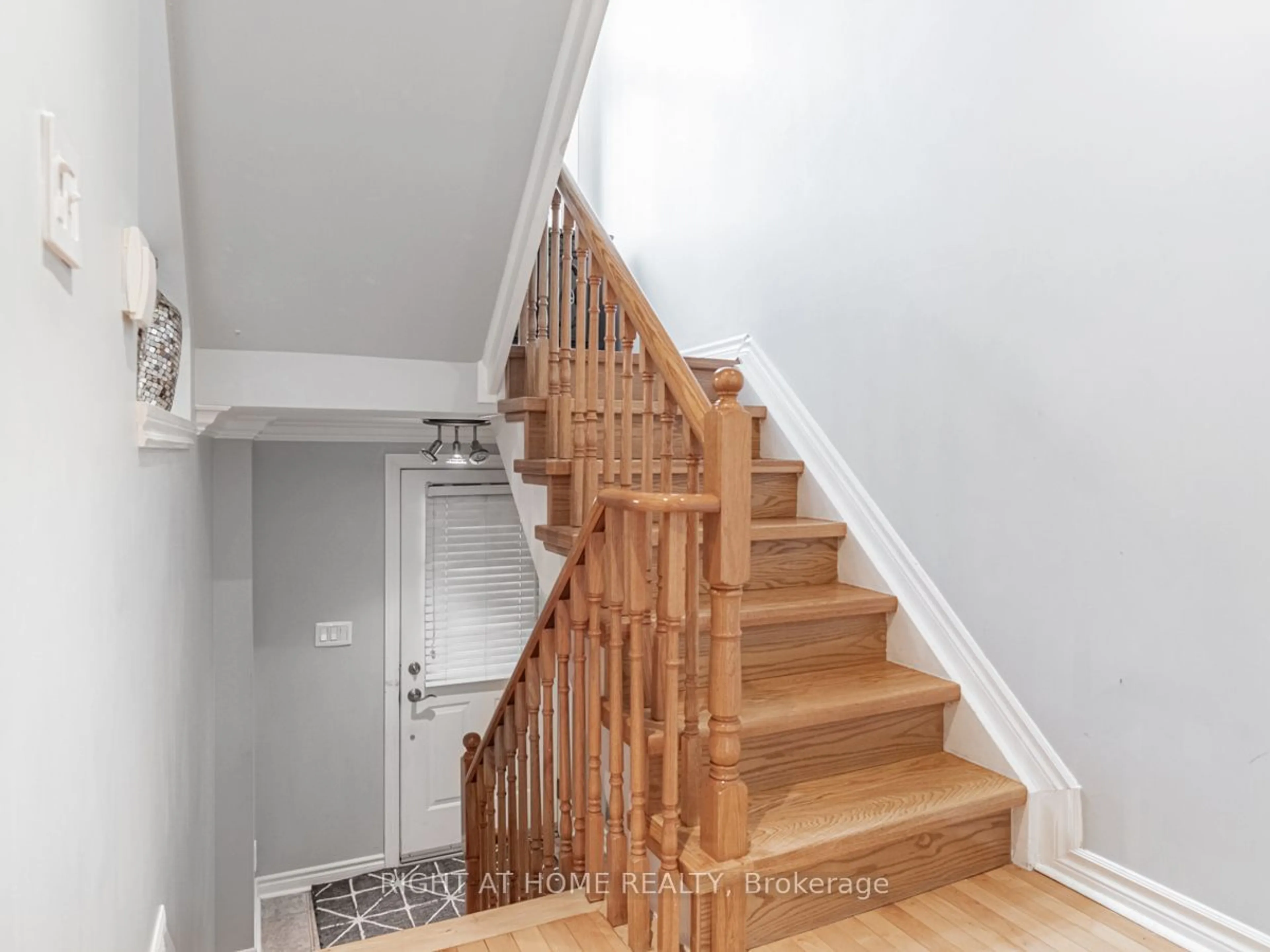 Stairs for 45 Rutland St, Toronto Ontario M6N 5G1