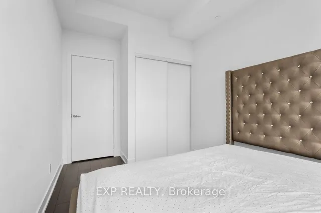 Additional property image - 180 Veterans Dr Unit 806