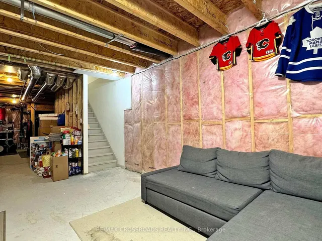 Additional property image - 73 William Duncan Rd