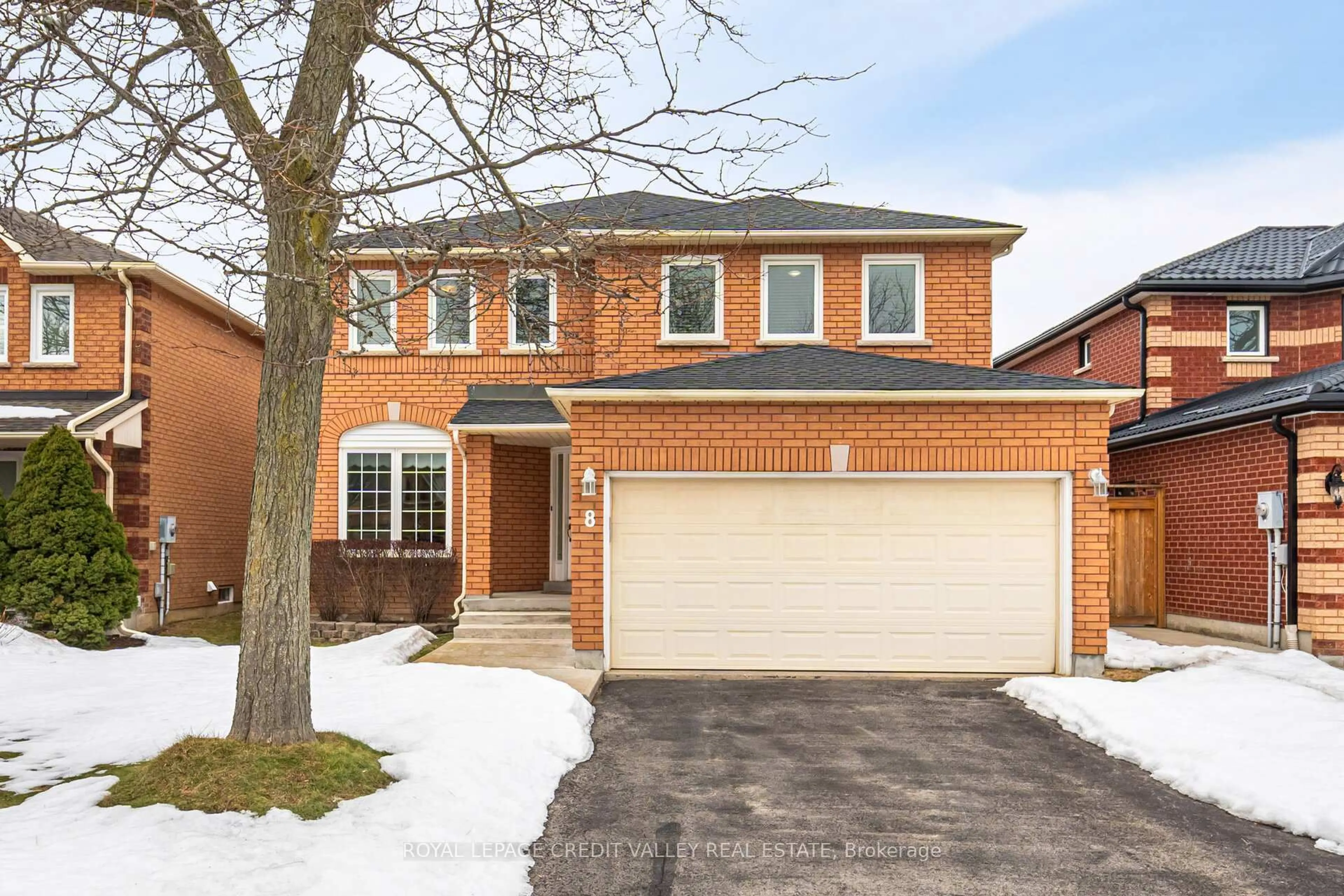 Home with brick exterior material, street for 8 Livingston Dr, Caledon Ontario L7C 1A7