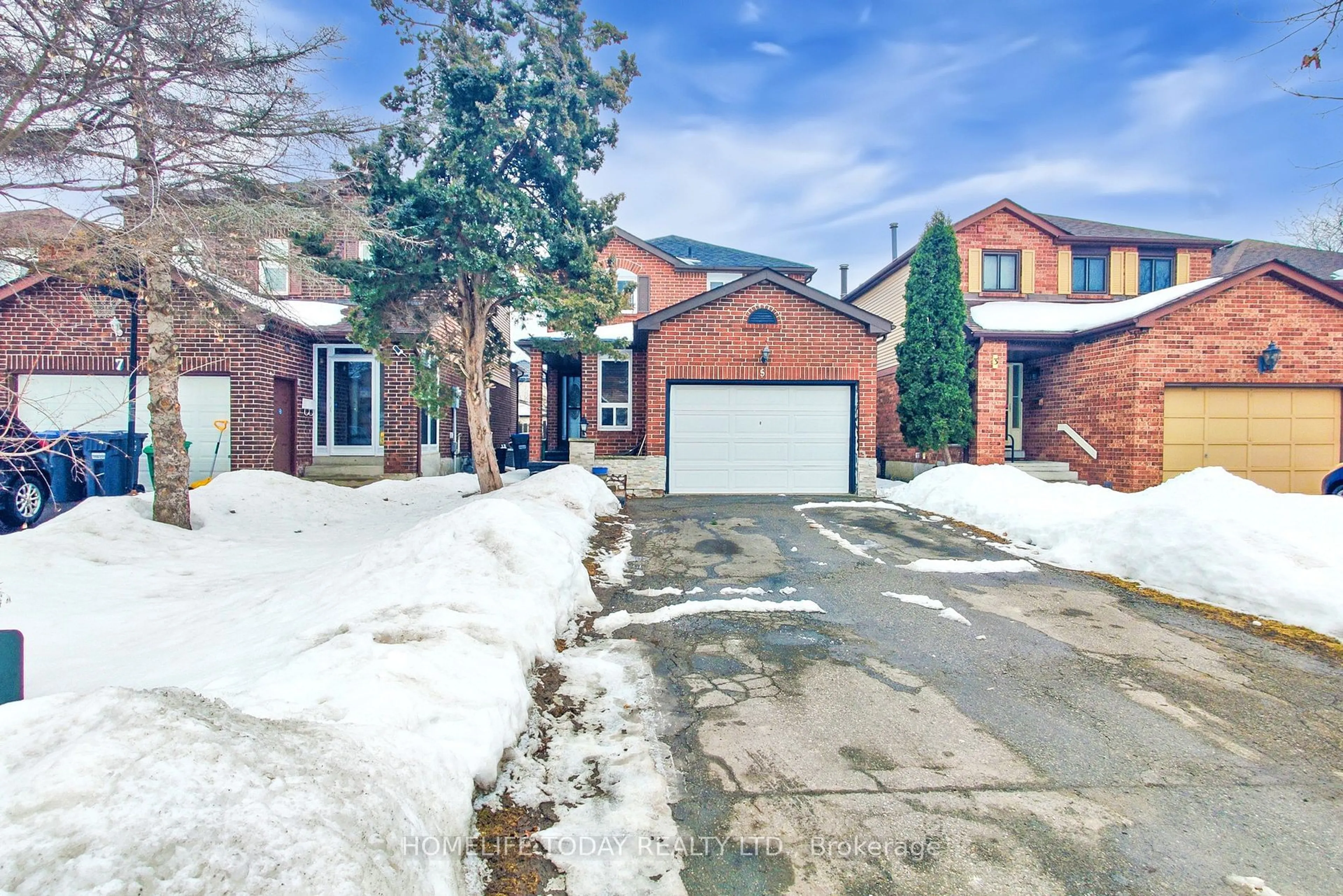 Home with brick exterior material, street for 5 Rustywood Dr, Brampton Ontario L6Y 2W1