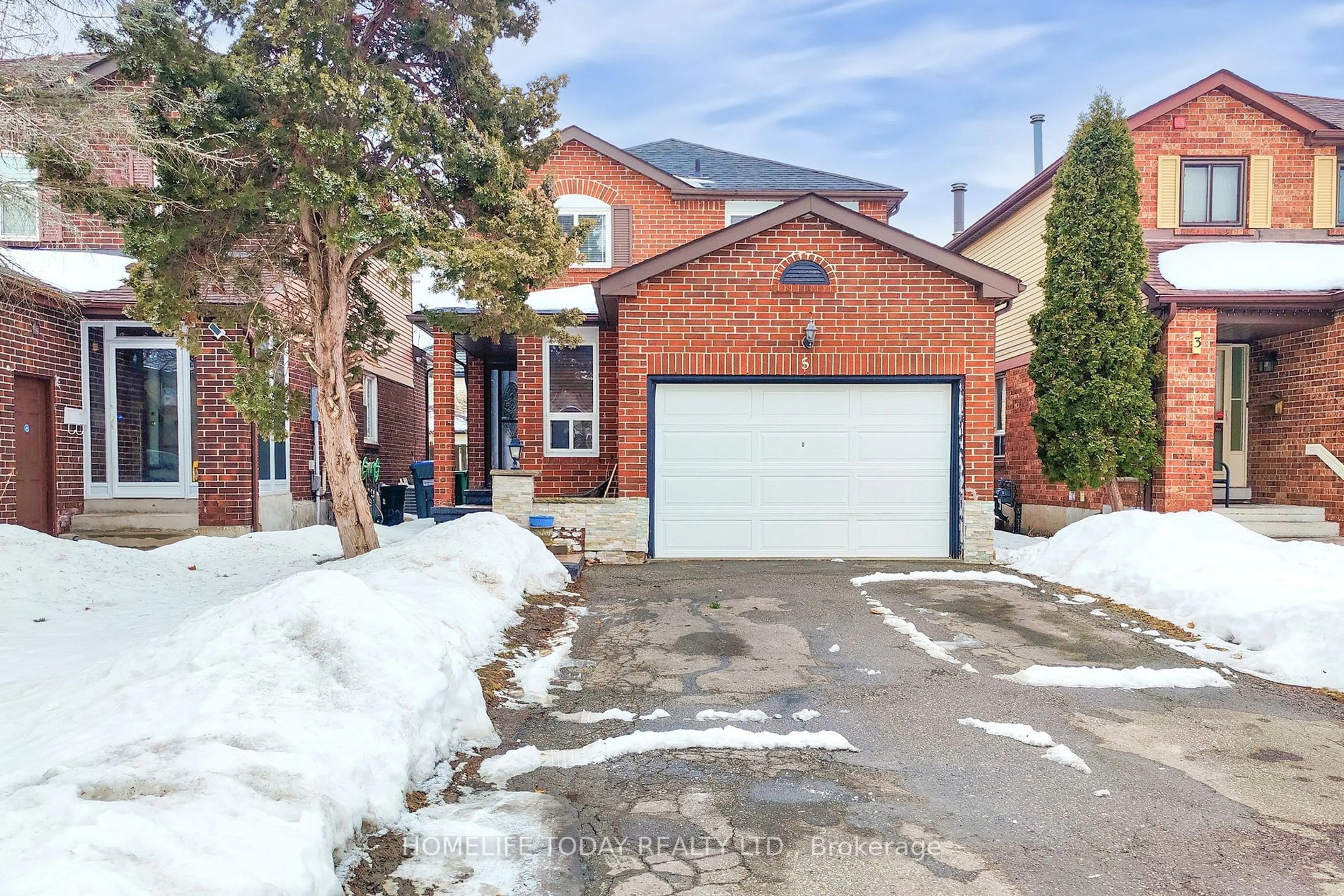 Home with brick exterior material, street for 5 Rustywood Dr, Brampton Ontario L6Y 2W1