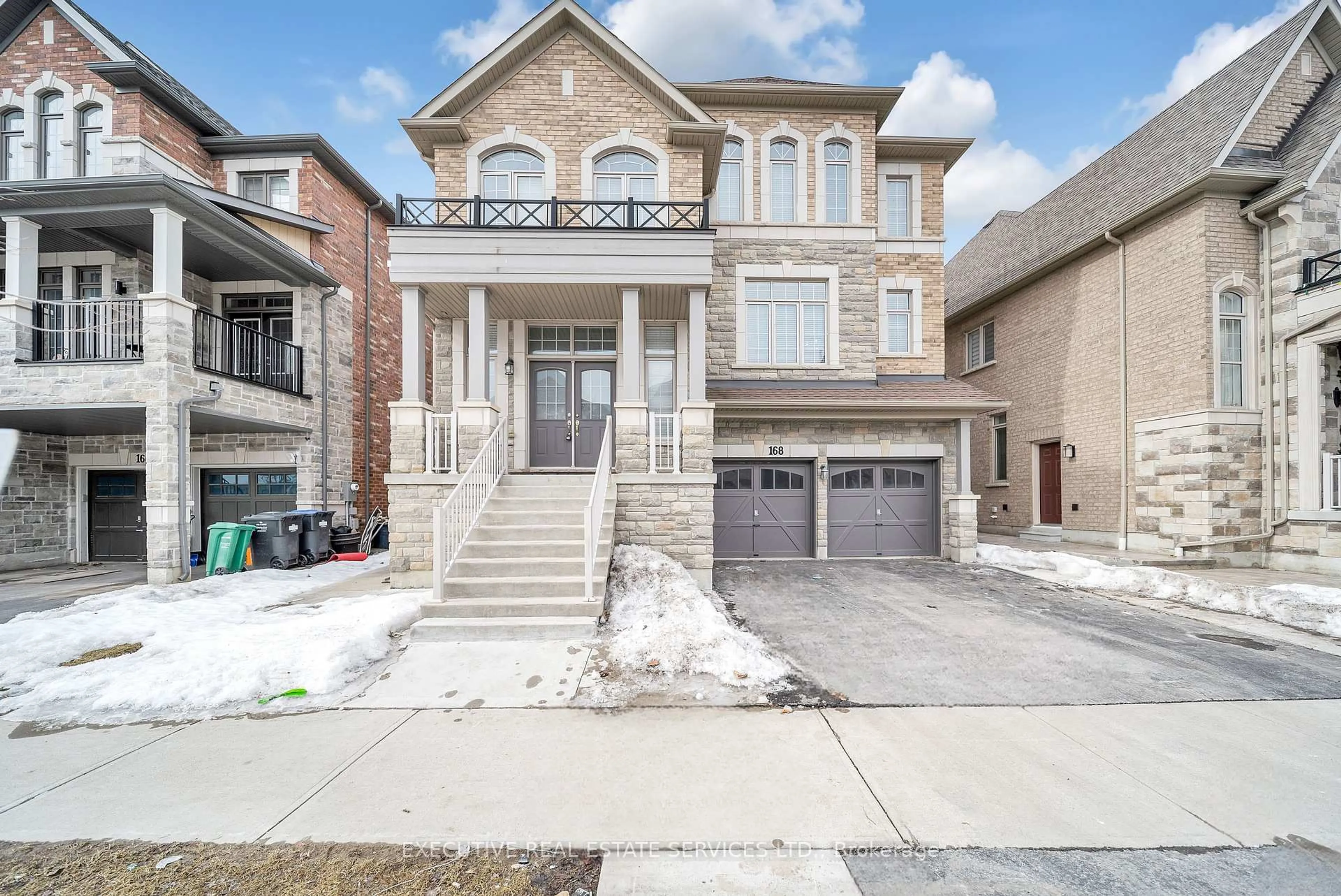 Home with brick exterior material, street for 168 Thornbush Blvd, Brampton Ontario L7A 4R5