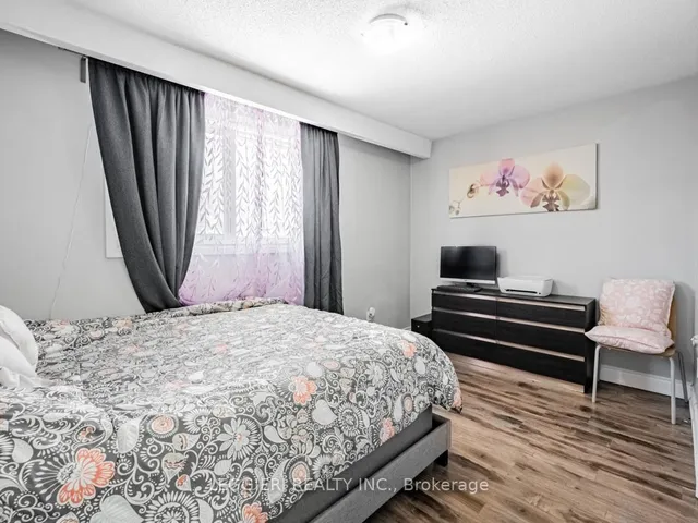 Additional property image - 6849 Darcel Ave