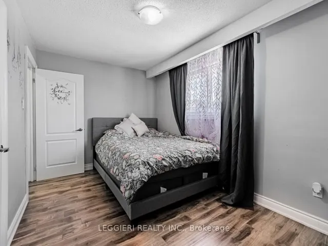 Additional property image - 6849 Darcel Ave