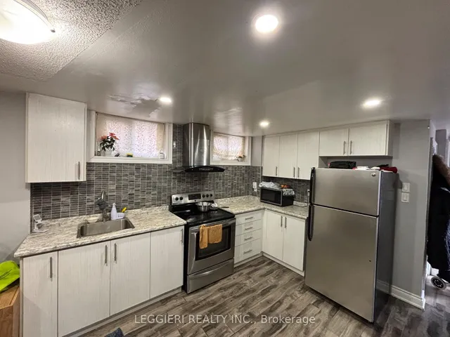 Additional property image - 6849 Darcel Ave
