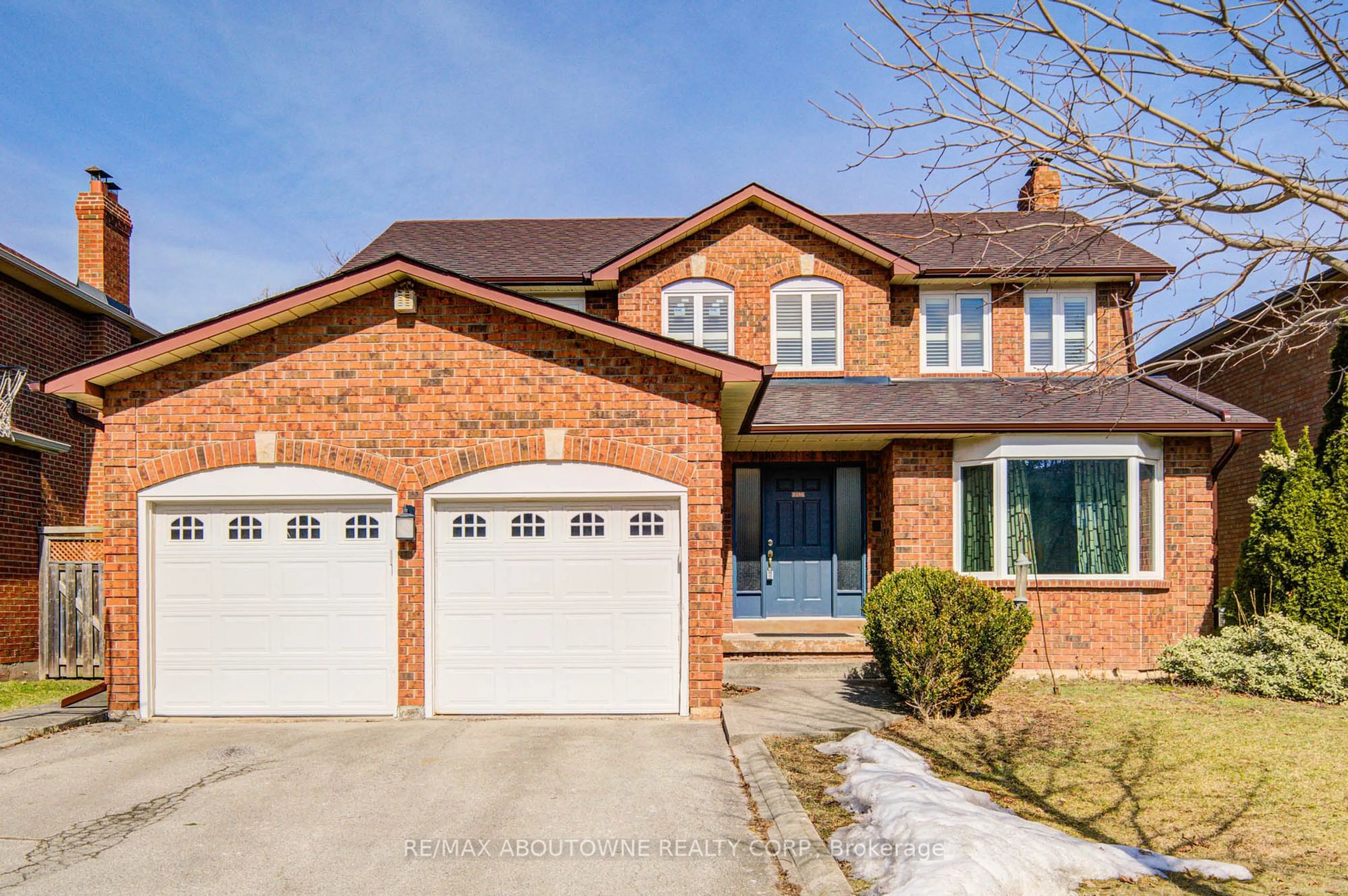 Home with brick exterior material, street for 1186 Windrush Dr, Oakville Ontario L6M 1T9