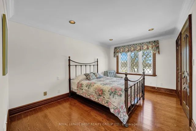 Additional property image - 415 The Kingsway N/A