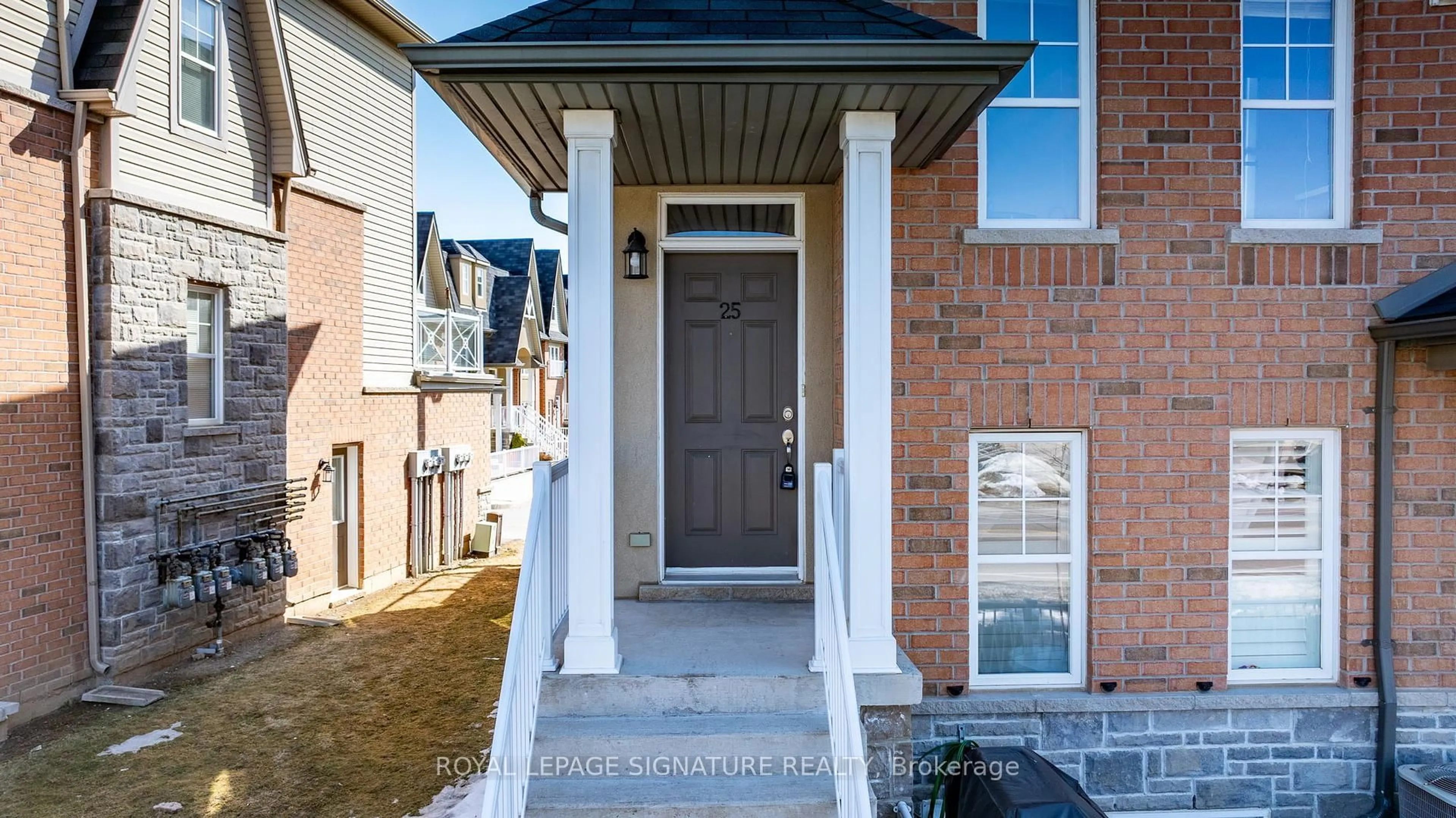 Home with brick exterior material, street for 1380 Costigan Rd #25, Milton Ontario L9T 8L2