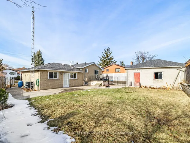 Additional property image - 103 Hullmar Dr