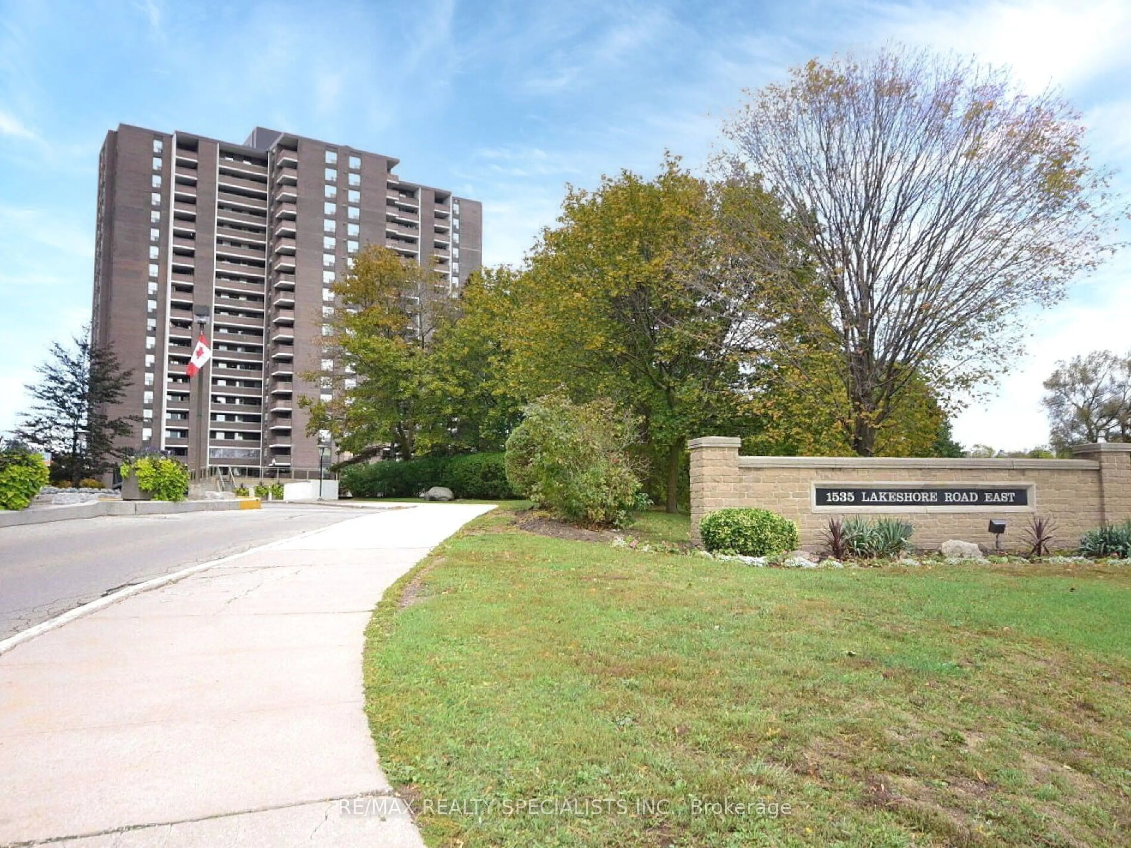 Unknown for 1535 Lakeshore Rd #1806, Mississauga Ontario L5E 3E2