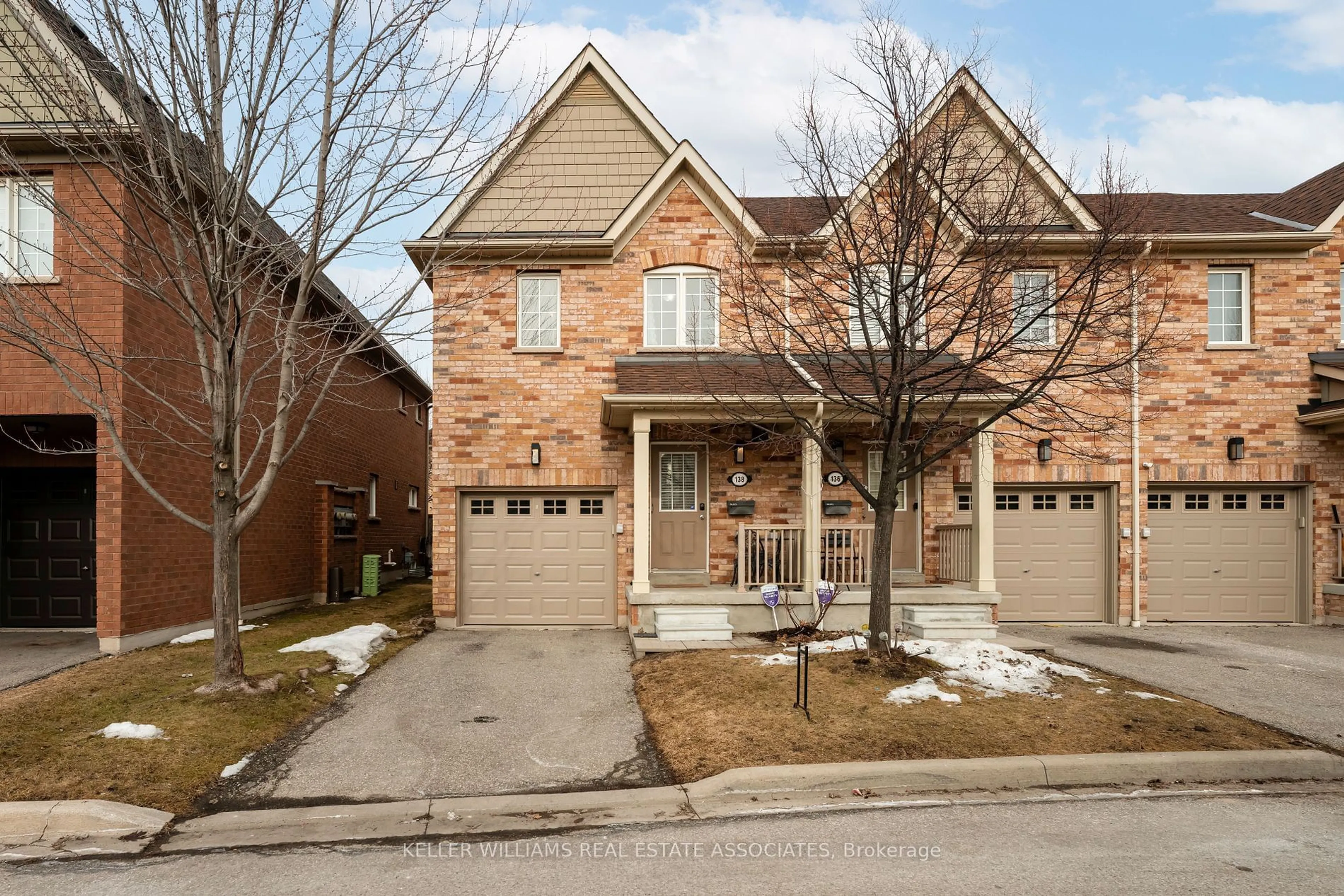 Home with brick exterior material, street for 5255 Palmetto Pl #138, Mississauga Ontario L5M 0H2