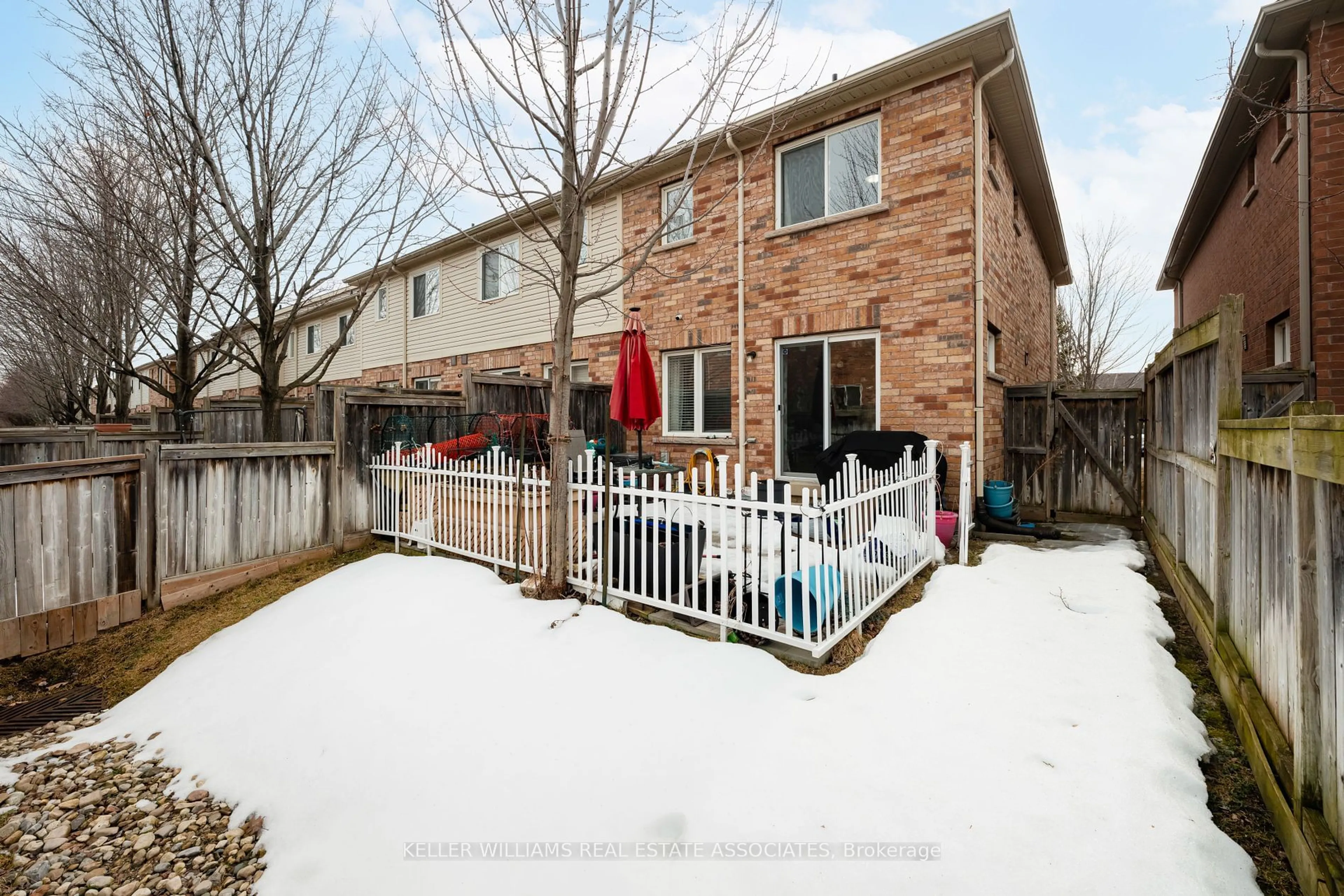 Patio, street for 5255 Palmetto Pl #138, Mississauga Ontario L5M 0H2