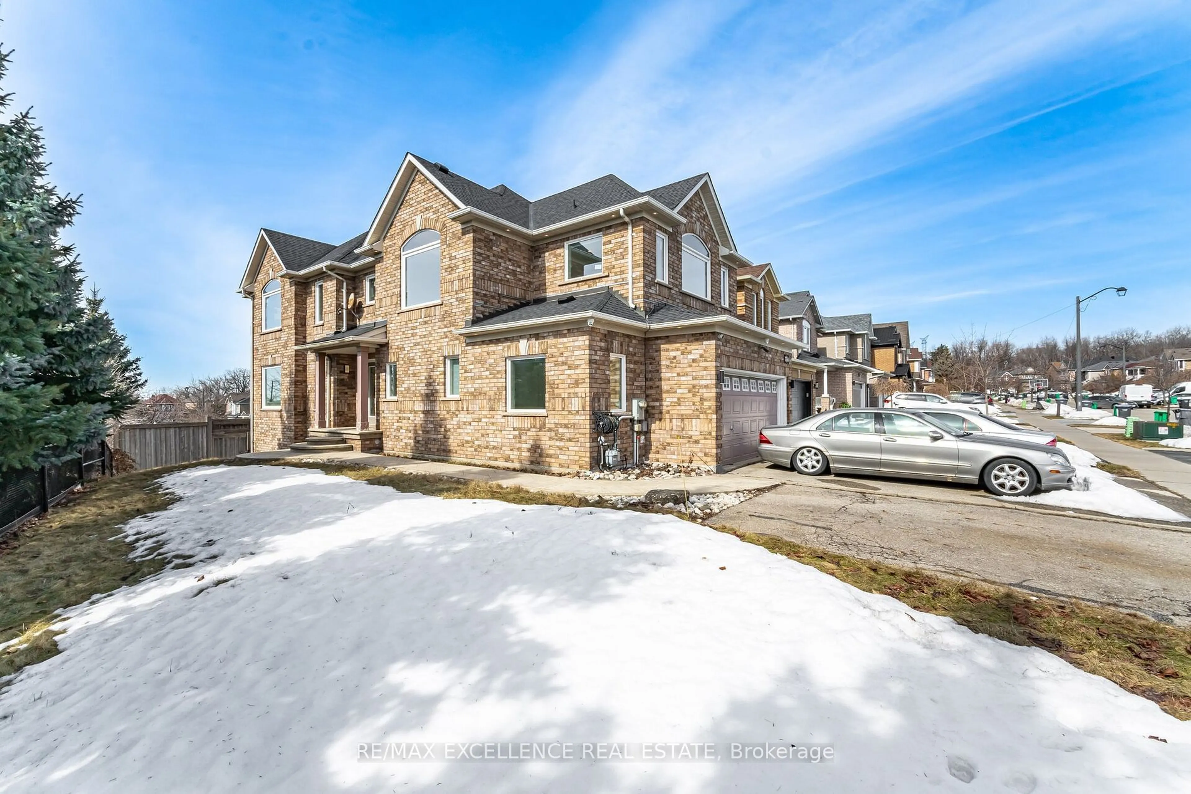 Home with brick exterior material, street for 7346 Lantern Fly Hllw, Mississauga Ontario L5W 1J8