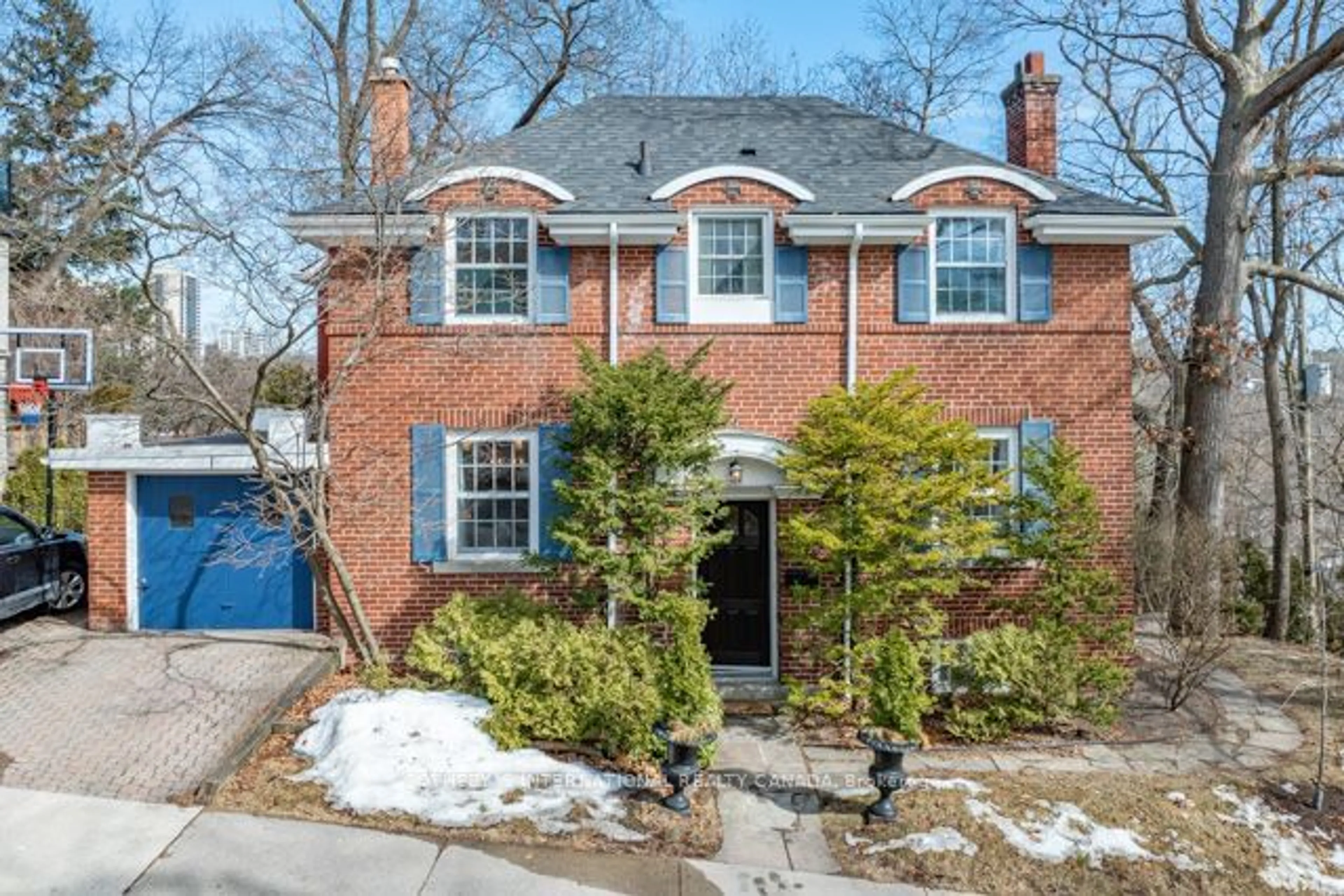 Home with brick exterior material, street for 1 HARCROFT Rd, Toronto Ontario M6S 2V8