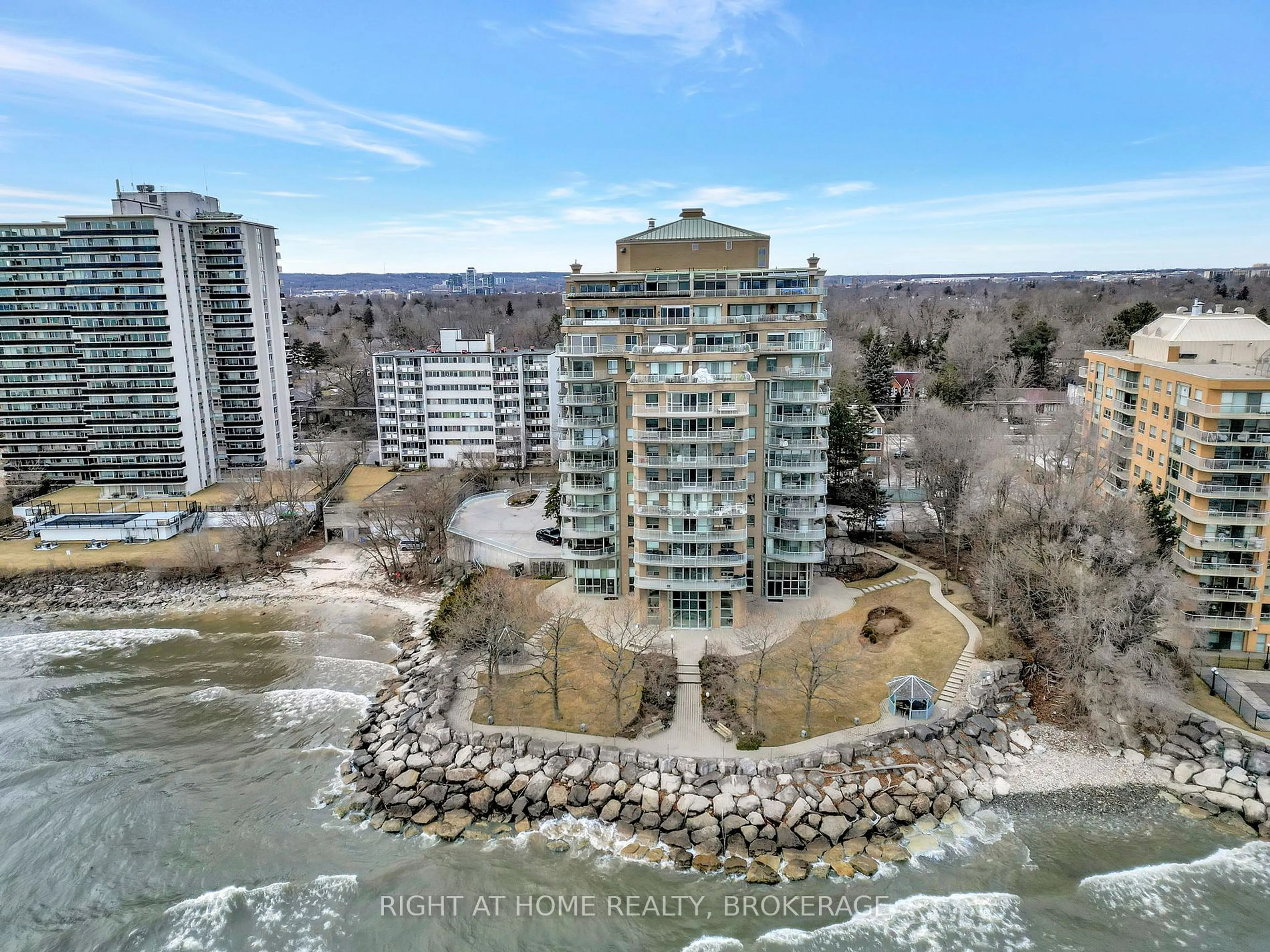 A pic from outside/outdoor area/front of a property/back of a property/a pic from drone, water/lake/river/ocean view for 2190 Lakeshore Rd #802, Burlington Ontario L7R 4K1