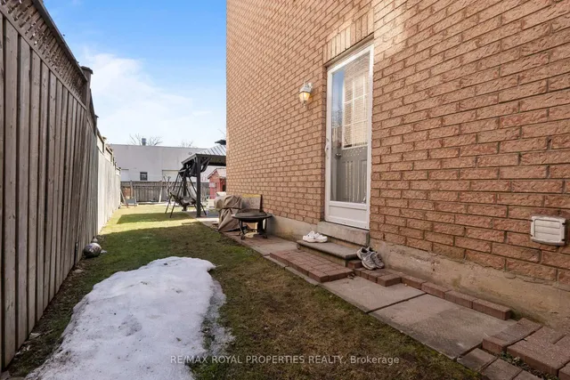 Additional property image - 17 Touchstone Dr