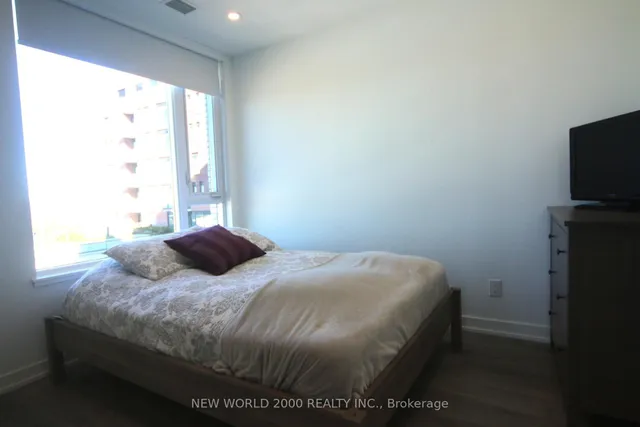 Additional property image - 3100 Keele St Unit 820