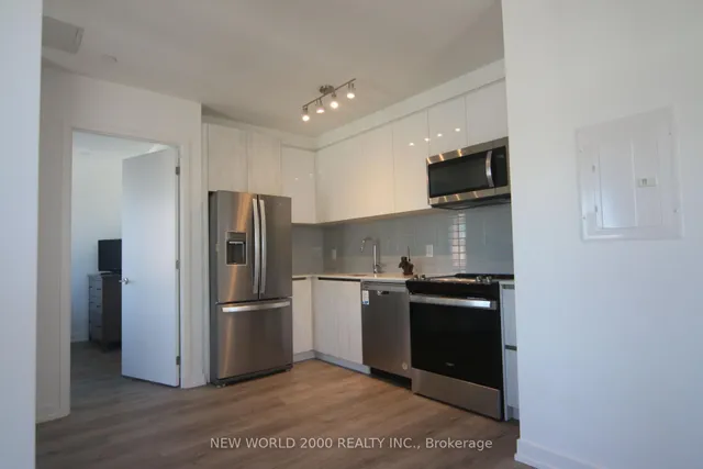 Additional property image - 3100 Keele St Unit 820