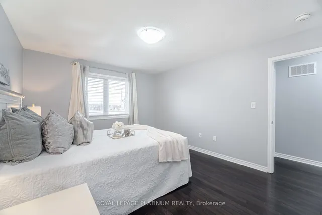 Additional property image - 624 Laking Terr